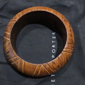 Massimo Dutti wood carved  bracelet